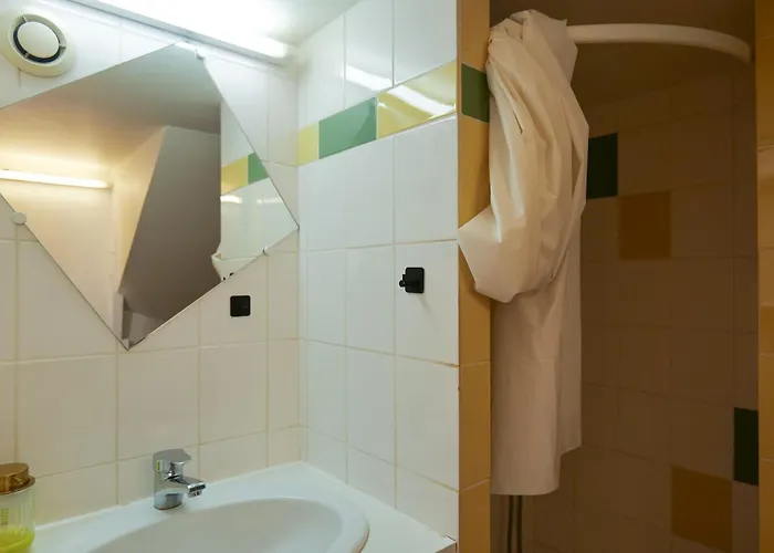 Cozy Sur 2 Niveaux - 2 A 4 Personnes * Angers